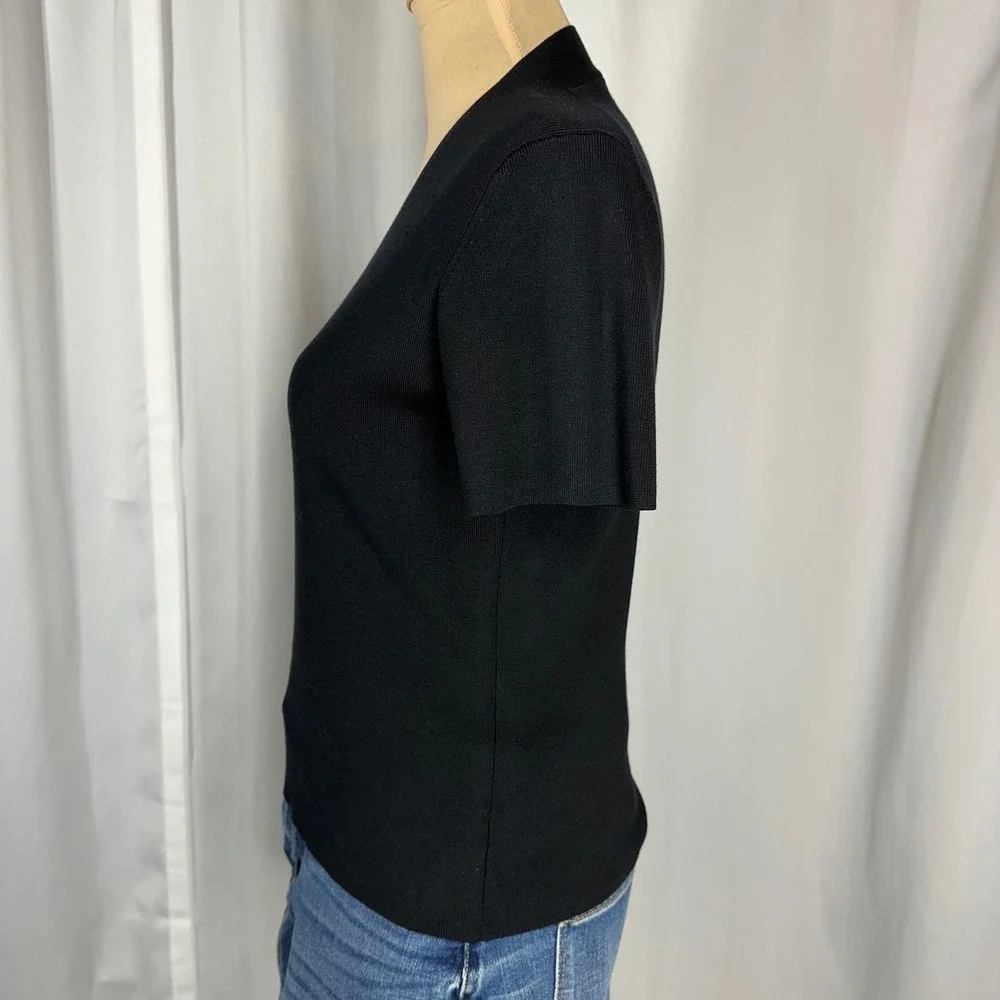 Liz Claiborne Collection Black Silk Blend Knit Top Size M Short‎ Sleeve